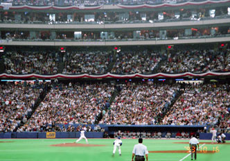 ���[���h�V���[�Y����